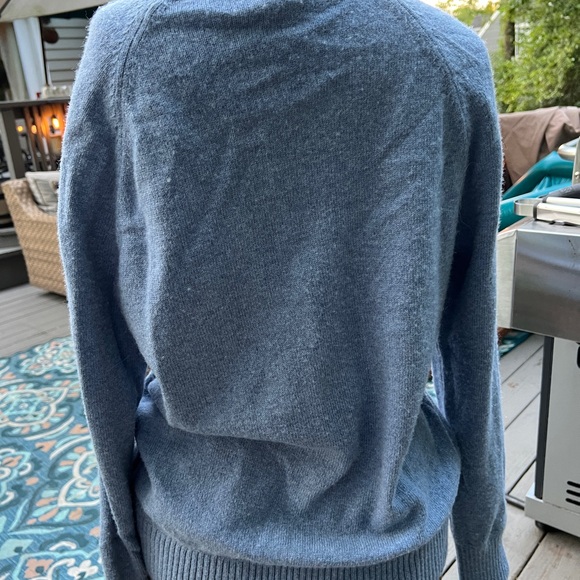 Men’s J Crew Sweater - Picture 2 of 4